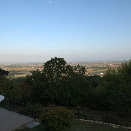 拉玛辛住宿加早餐旅馆 *
